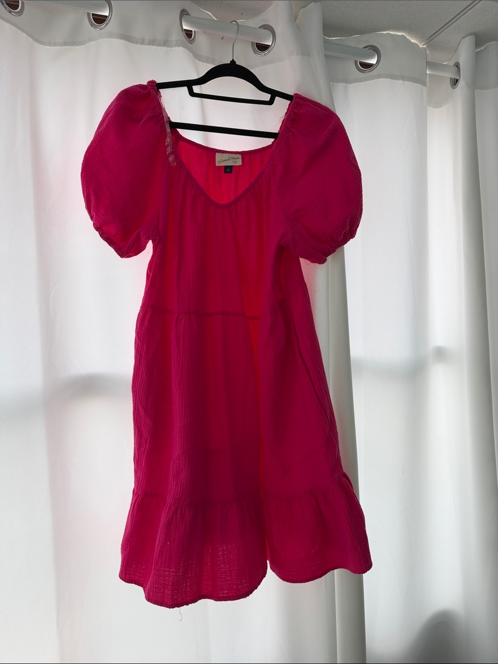 Universal Thread Hot Pink Puff-Sleeve Dress